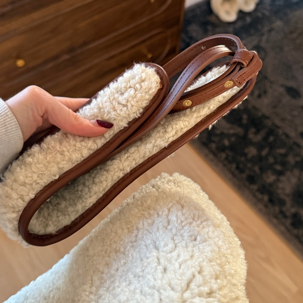Fur Purse - Picture 4 of 4